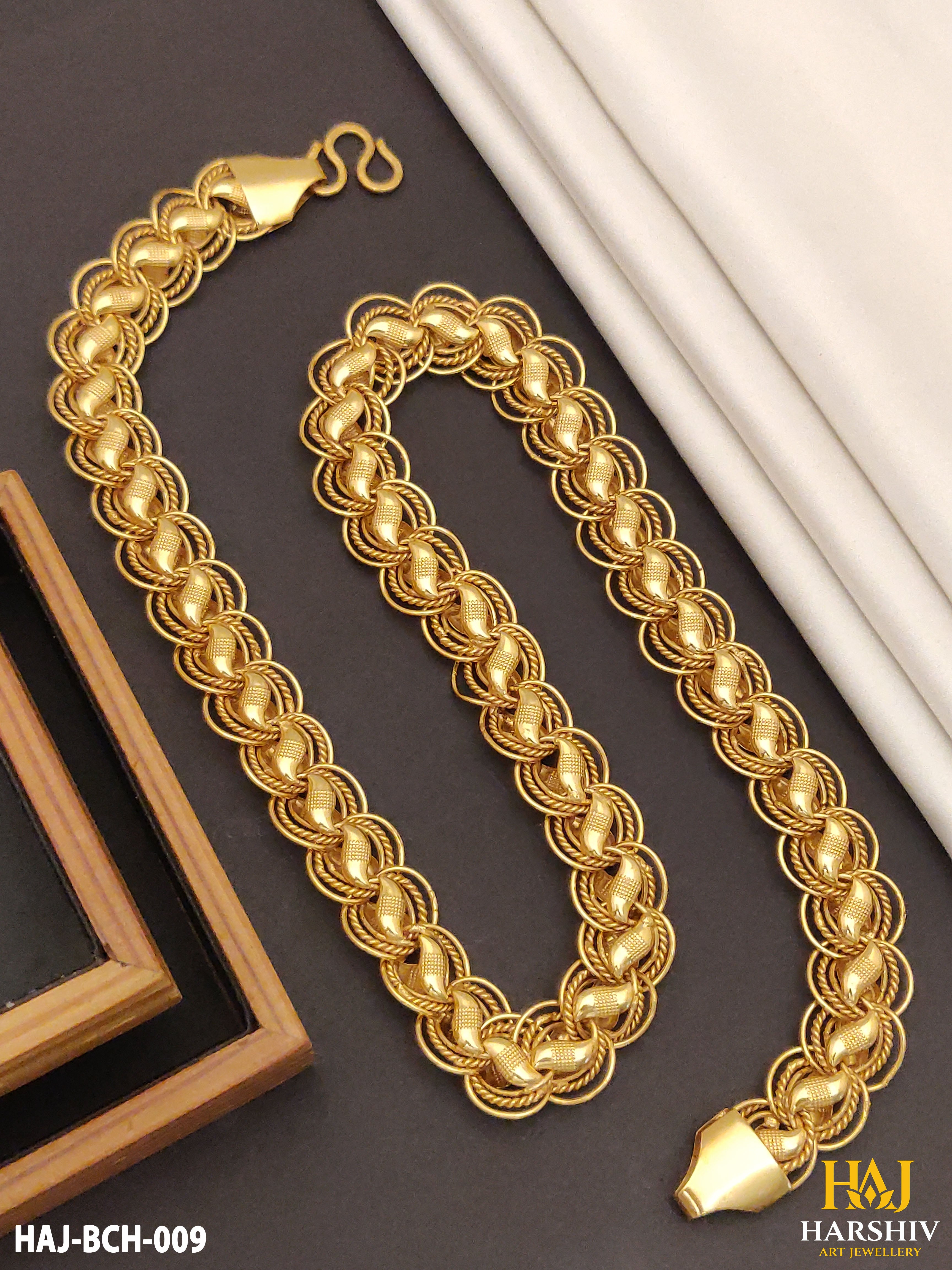 New Premium Delicate Koyali into 3 Kadi Big Design Chain for Men.(BCH-009)