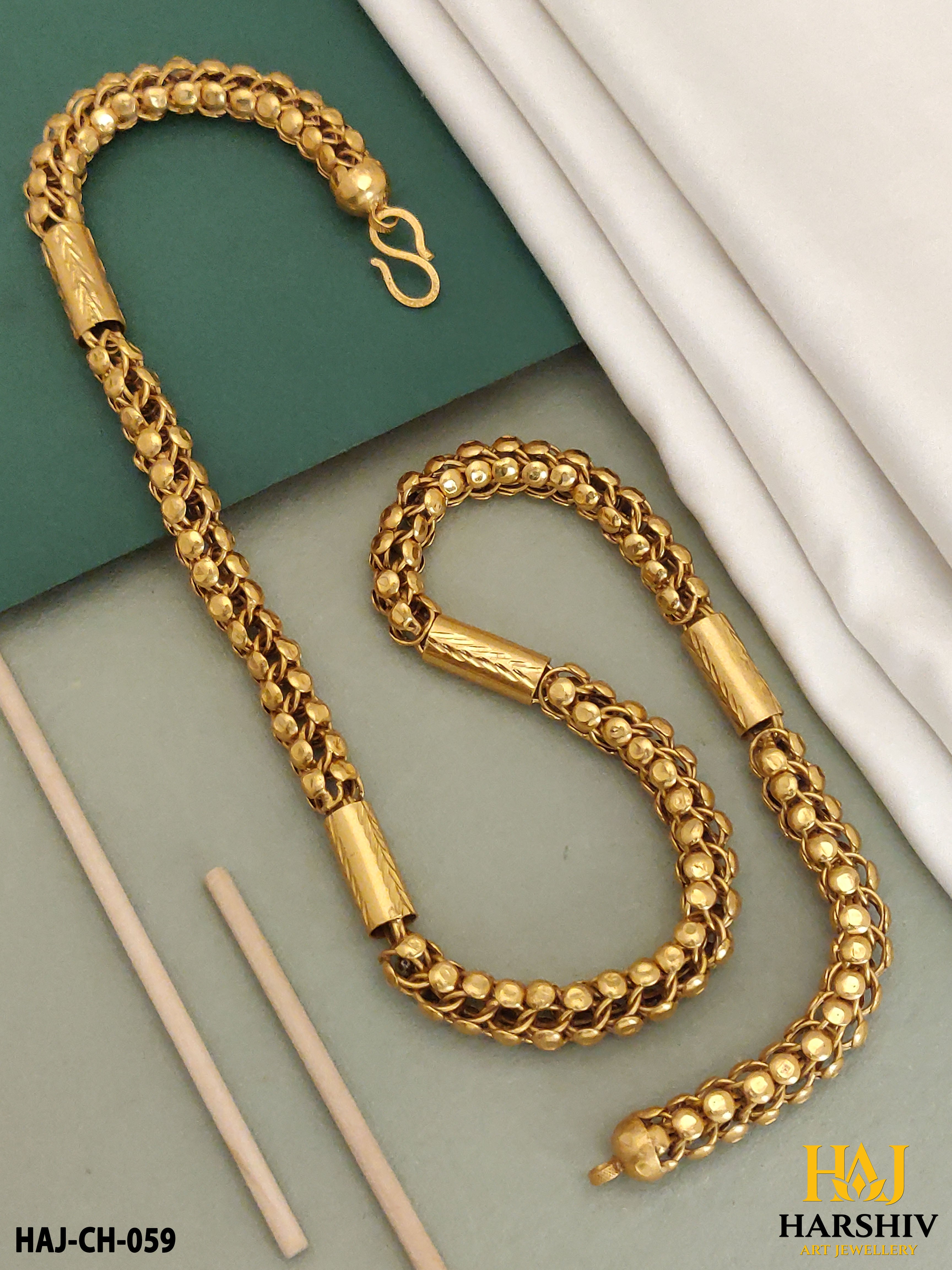 New Classical Micro gold platted Men’s Fashion Cap with Pipe Design Chain for men.(CH-059)