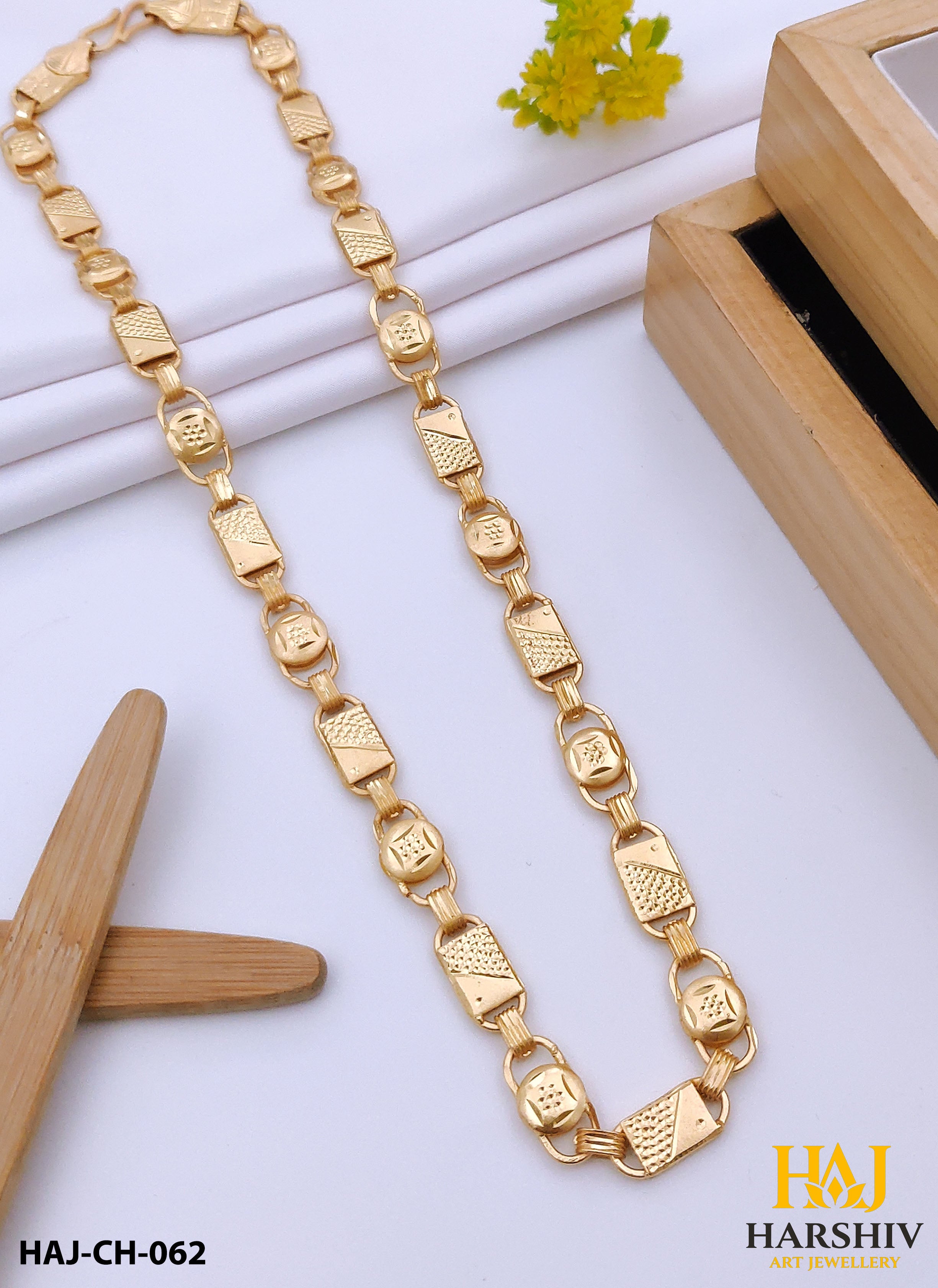 New Gold Plated 2 In 1 Latest Design Nawabi Chain for Men. (CH-062)